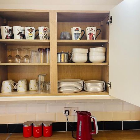 St Ives, King Bed Cosy Home, Parking, Fast Wi Fi St Ives  Dış mekan fotoğraf